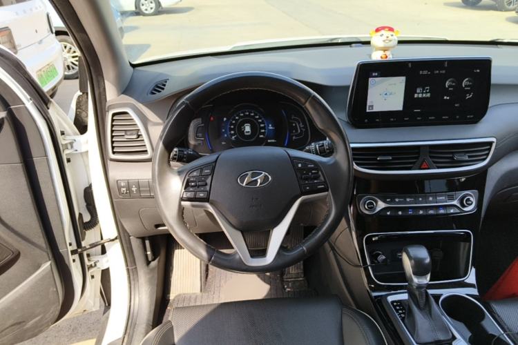 Used Hyundai Tucson 2019 280TGDi Dual-Clutch Two-Wheel Drive Smart Connect Version China V Standard Steering Wheel