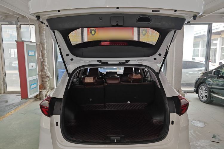 Used Hyundai Tucson 2019 280TGDi Dual-Clutch Two-Wheel Drive Fashion Edition China VI Standard Trunk