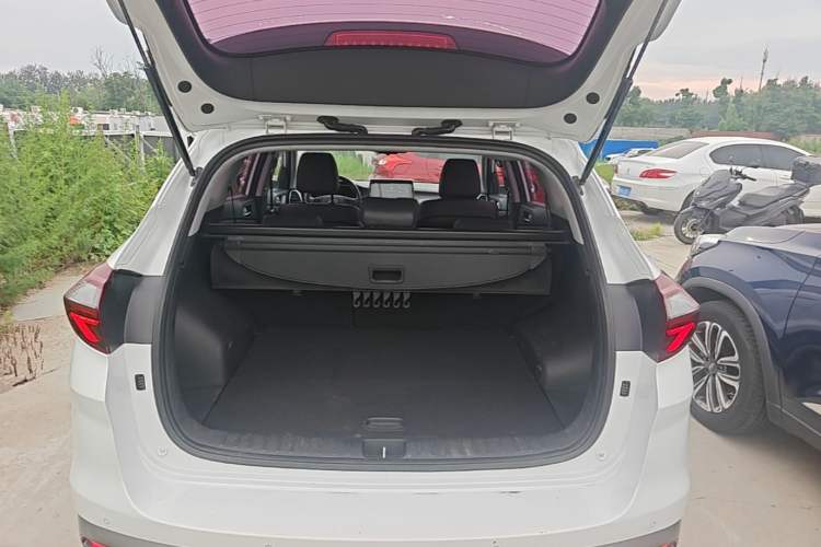 Used Hyundai Tucson 2019 280TGDi Dual-Clutch Two-Wheel Drive Smart Connect Version China V Standard Trunk