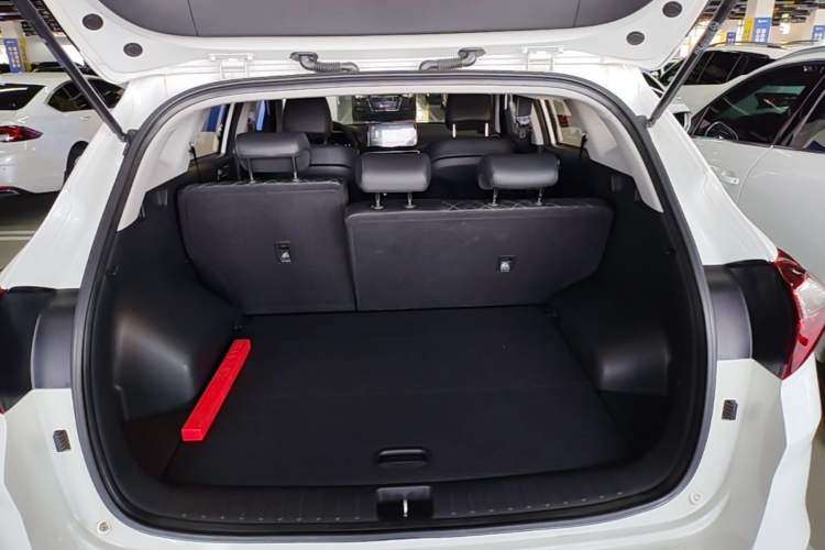 Used Hyundai Tucson 2019 280TGDi Dual-Clutch Two-Wheel Drive Fashion Edition China VI Standard Trunk