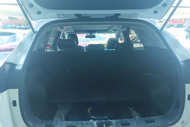 Used Hyundai Tucson 2019 280TGDi Dual-Clutch Two-Wheel Drive Fashion Edition China VI Standard Trunk