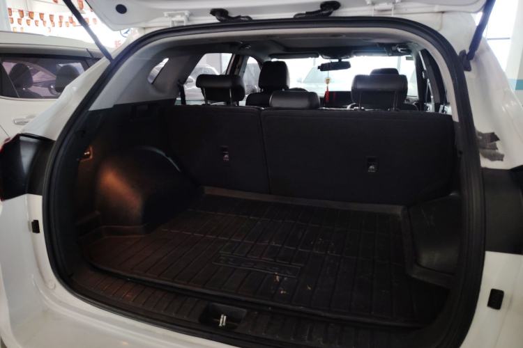 Used Hyundai Tucson 2019 280TGDi Dual-Clutch Two-Wheel Drive Fashion Edition China VI Standard Trunk