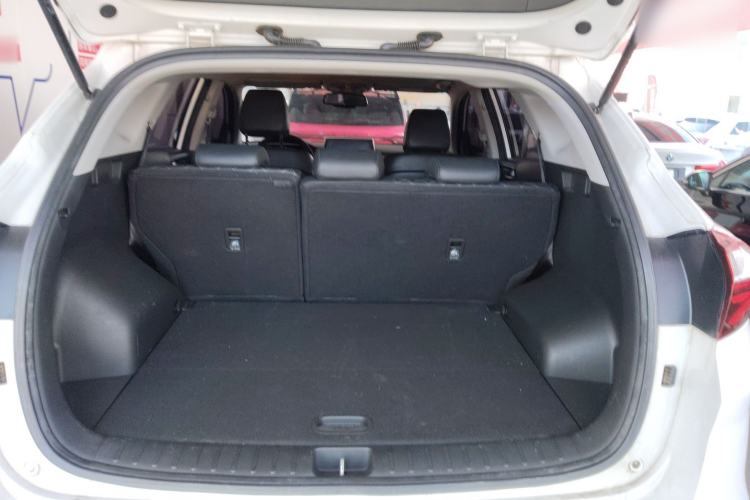 Used Hyundai Tucson 2019 280TGDi Dual-Clutch Two-Wheel Drive Smart Connect Version China VI Trunk