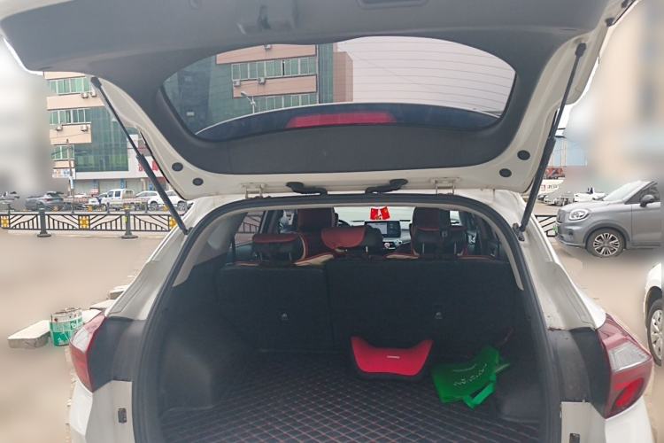 Used Hyundai Tucson 2019 280TGDi Dual-Clutch Two-Wheel Drive Fashion Edition China VI Standard Trunk