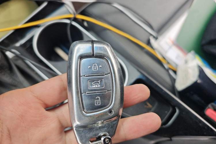 Used Hyundai Tucson 2019 280TGDi Dual-Clutch Two-Wheel Drive Smart Connect Version China V Standard Vehicle Key
