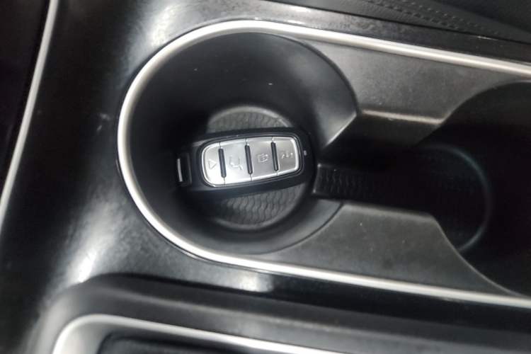 Used Hyundai Tucson 2019 280TGDi Dual-Clutch Two-Wheel Drive Fashion Edition China VI Standard Vehicle Key