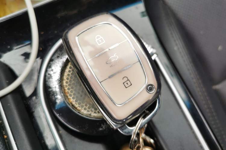 Used Hyundai Tucson 2019 280TGDi Dual-Clutch Two-Wheel Drive Luxury Edition China V Standard Vehicle Key