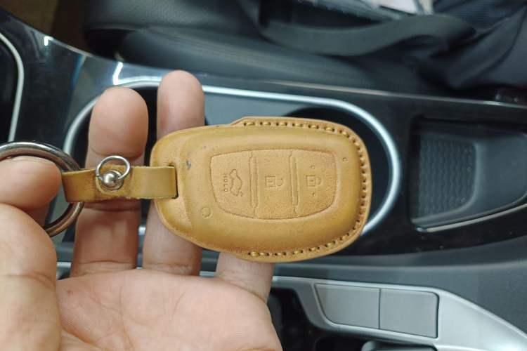 Used Hyundai Tucson 2019 280TGDi Dual-Clutch Two-Wheel Drive Fashion Edition China VI Standard Vehicle Key