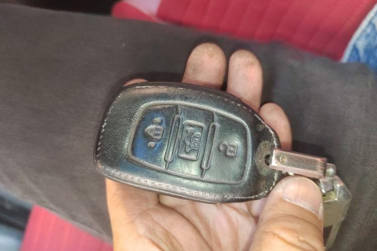 Used Hyundai Tucson 2019 280TGDi Dual-Clutch Two-Wheel Drive Smart Connect Version China VI Vehicle Key