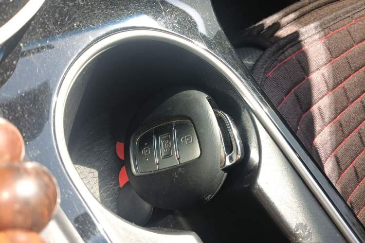 Used Hyundai Tucson 2019 280TGDi Dual-Clutch Two-Wheel Drive Fashion Edition China V Standard Vehicle Key
