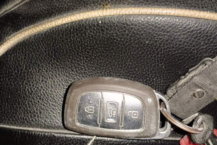 Used Hyundai Tucson 2019 280TGDi Dual-Clutch Two-Wheel Drive Smart Connect Version China VI Vehicle Key