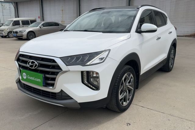 Used Hyundai Tucson 2019 280TGDi Dual-Clutch Two-Wheel Drive Fashion Edition China VI Standard
