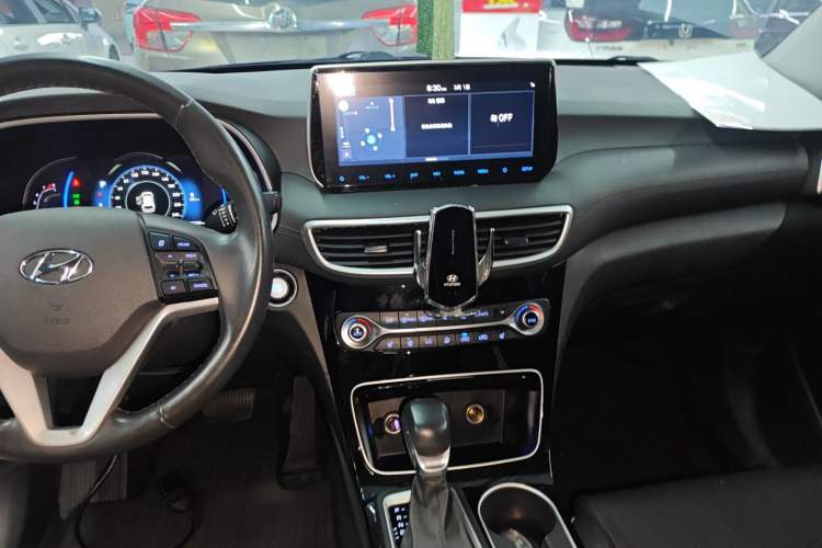 Used Hyundai Tucson 2020 280TGDi Two-Wheel-Drive GLS Smart Connectivity Version China VI Standard Audio And AC Panel