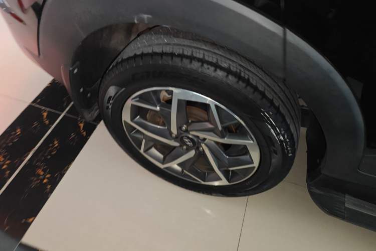 Used Hyundai Tucson 2020 280TGDi Two-Wheel-Drive GLS Smart Connectivity Version China VI Standard Exterior 5