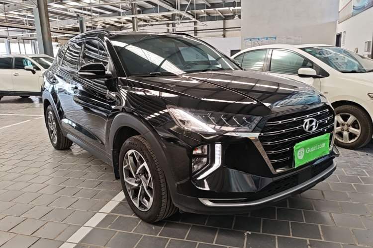 Used Hyundai Tucson 2020 280TGDi Two-Wheel-Drive GLS Fashion Edition China VI Standard Front Right 45 Deg