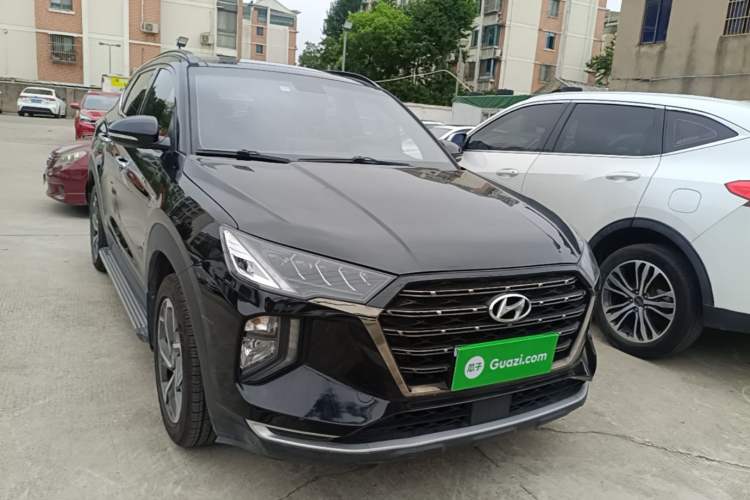 Used Hyundai Tucson 2020 280TGDi Two-Wheel-Drive GLS Fashion Edition China VI Standard Front Right 45 Deg