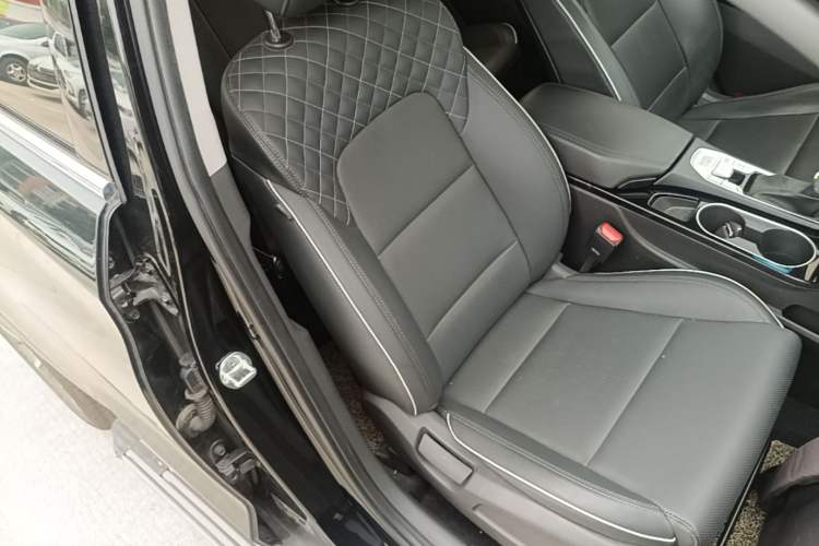 Used Hyundai Tucson 2020 280TGDi Two-Wheel-Drive GLS Fashion Edition China VI Standard Right Front Seat