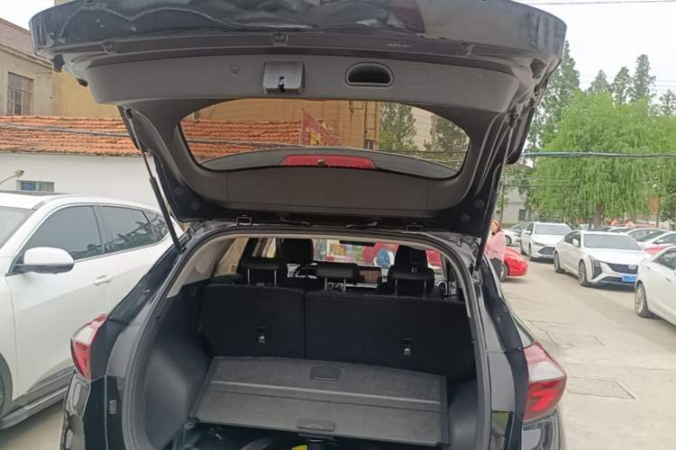 Used Hyundai Tucson 2020 280TGDi Two-Wheel-Drive GLS Fashion Edition China VI Standard Trunk