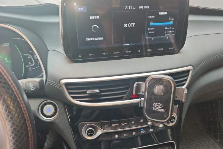 Used Hyundai Tucson 2020 280TGDi Two-Wheel-Drive GLS Fashion Edition China VI Standard Audio And AC Panel