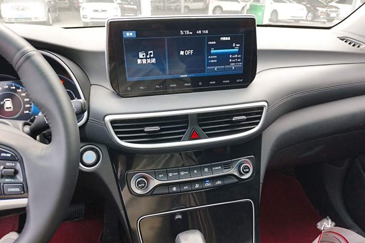 Used Hyundai Tucson 2020 280TGDi Two-Wheel-Drive GLS Fashion Edition China VI Standard Audio And AC Panel
