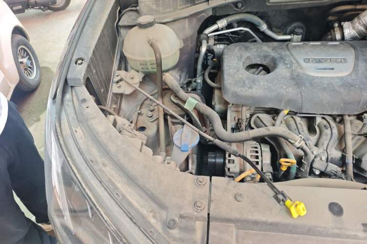 Used Hyundai Tucson 2020 280TGDi Two-Wheel-Drive GLS Fashion Edition China VI Standard Engine Bay Right