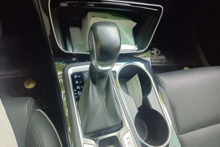 Used Hyundai Tucson 2020 280TGDi Dual-Clutch Two-Wheel Drive Smart Edition Emission Standard China V Gear Lever