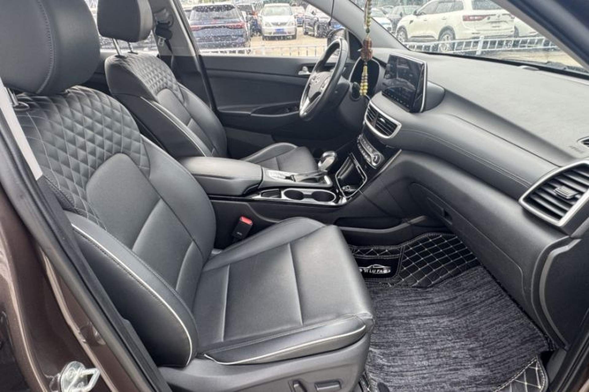 Used Hyundai Tucson 2020 280TGDi Two-Wheel-Drive GLS Smart Connectivity Version China VI Standard Interior 3