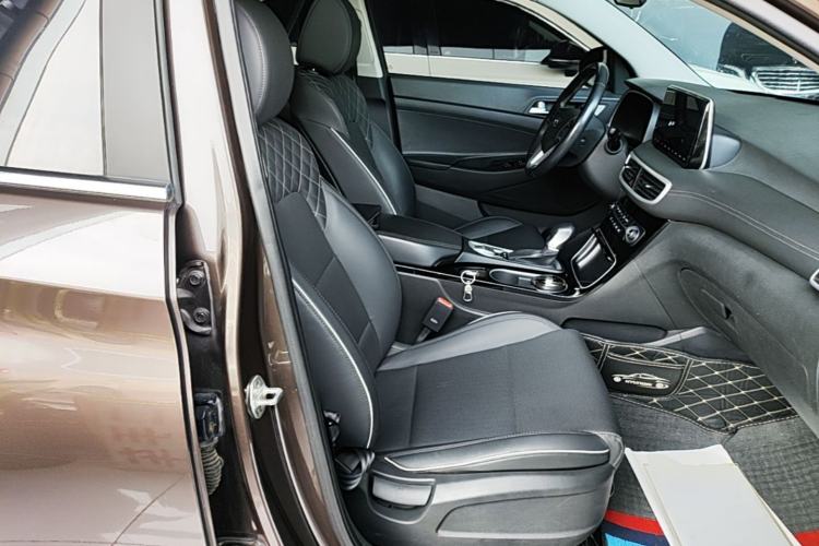 Used Hyundai Tucson 2020 280TGDi Two-Wheel-Drive GLS Fashion Edition China VI Standard Right Front Seat