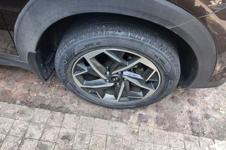 Used Hyundai Tucson 2020 280TGDi Dual-Clutch Two-Wheel Drive Smart Edition Emission Standard China V Right Front Wheel Hub