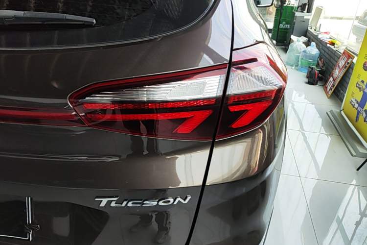 Used Hyundai Tucson 2020 280TGDi Two-Wheel-Drive GLS Fashion Edition China VI Standard Right Rear Taillight
