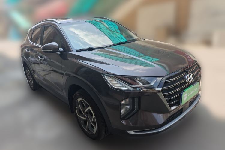 Used Hyundai Tucson 2020 280TGDi Two-Wheel-Drive GLS Smart Connectivity Version China VI Standard Front Right 45 Deg