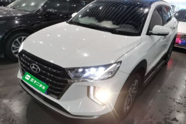 Używany Hyundai Tucson 2020 280TGDi Two-Wheel-Drive GLS Fashion Edition China VI Standard