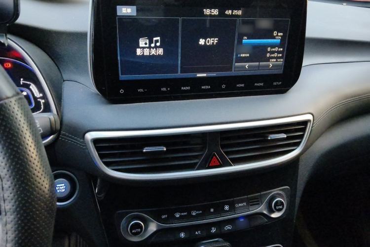 Used Hyundai Tucson 2020 280TGDi Dual-Clutch Two-Wheel Drive Fashion Edition China V Standard Audio And AC Panel
