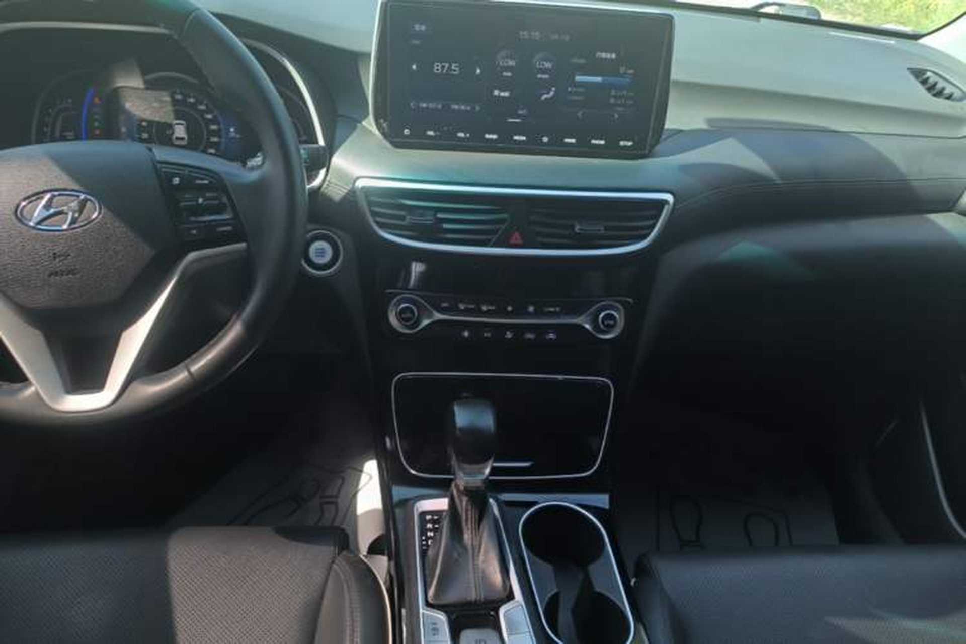 Used Hyundai Tucson 2020 280TGDi Two-Wheel-Drive GLS Fashion Edition China VI Standard Audio And AC Panel