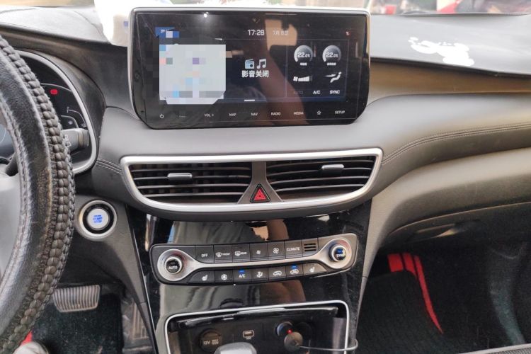 Used Hyundai Tucson 2020 280TGDi Two-Wheel-Drive GLS Smart Connectivity Version China VI Standard Audio And AC Panel