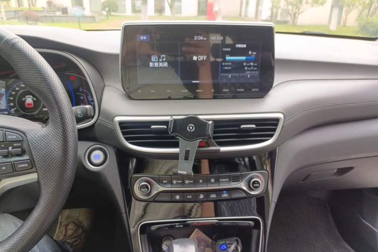 Used Hyundai Tucson 2020 280TGDi Two-Wheel-Drive GLS Fashion Edition China VI Standard Audio And AC Panel