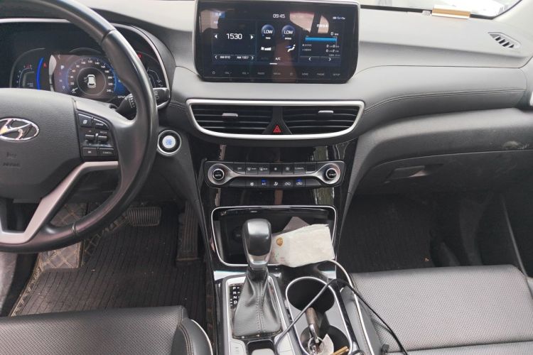 Used Hyundai Tucson 2020 280TGDi Two-Wheel-Drive GLS Fashion Edition China VI Standard Audio And AC Panel