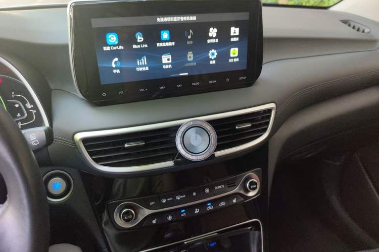 Used Hyundai Tucson 2020 280 TGDi Two-Wheel-Drive DLX Smart Enjoyment Version China VI Standard Audio And AC Panel