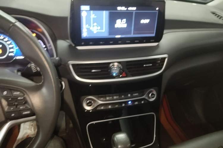 Used Hyundai Tucson 2020 280TGDi Two-Wheel-Drive GLS Smart Connectivity Version China VI Standard Audio And AC Panel