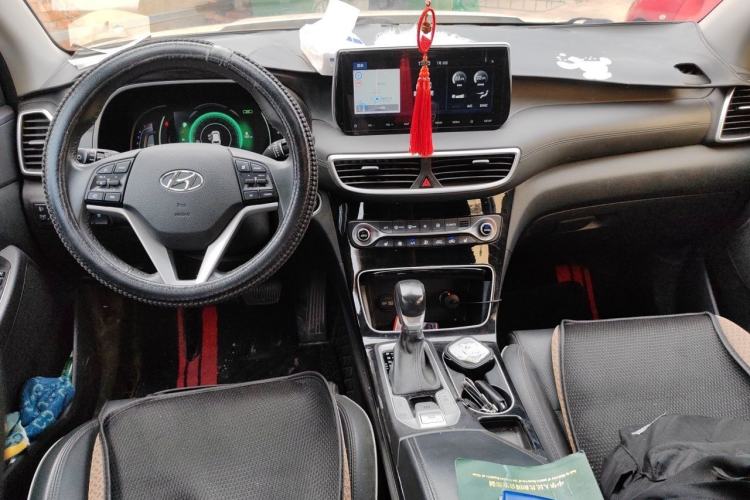 Used Hyundai Tucson 2020 280TGDi Two-Wheel-Drive GLS Smart Connectivity Version China VI Standard Center Console