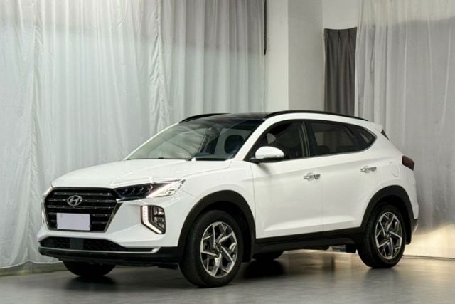 Used Hyundai Tucson 2020 280TGDi Two-Wheel-Drive GLS Fashion Edition China VI Standard