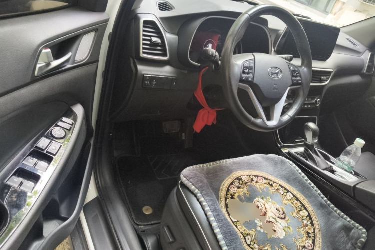 Used Hyundai Tucson 2020 280TGDi Dual-Clutch Two-Wheel Drive Fashion Edition China V Standard Driver Seat