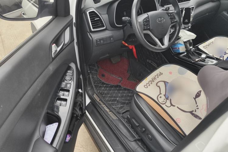 Used Hyundai Tucson 2020 280TGDi Two-Wheel-Drive GLS Smart Connectivity Version China VI Standard Driver Seat