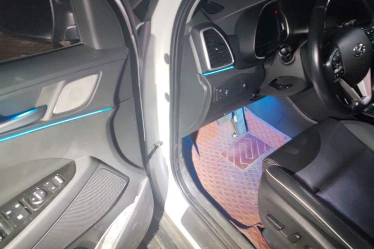 Used Hyundai Tucson 2020 280TGDi Two-Wheel-Drive GLS Smart Connectivity Version China VI Standard Driver Seat
