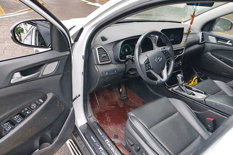 Used Hyundai Tucson 2020 280TGDi Two-Wheel-Drive GLS Fashion Edition China VI Standard Driver Seat