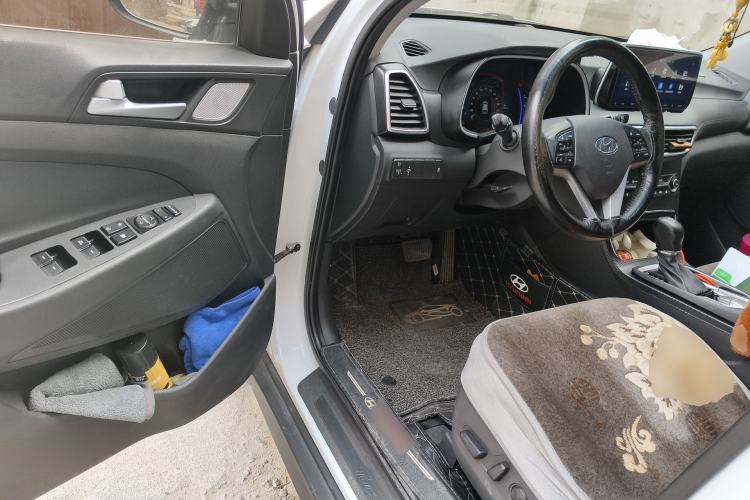Used Hyundai Tucson 2020 280TGDi Two-Wheel-Drive GLS Smart Connectivity Version China VI Standard Driver Seat