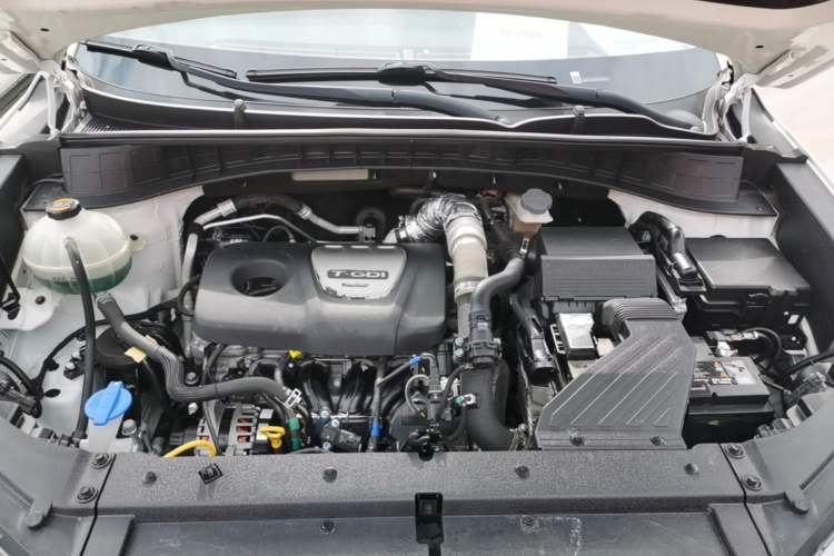 Used Hyundai Tucson 2020 280TGDi Two-Wheel-Drive GLS Fashion Edition China VI Standard Engine Bay