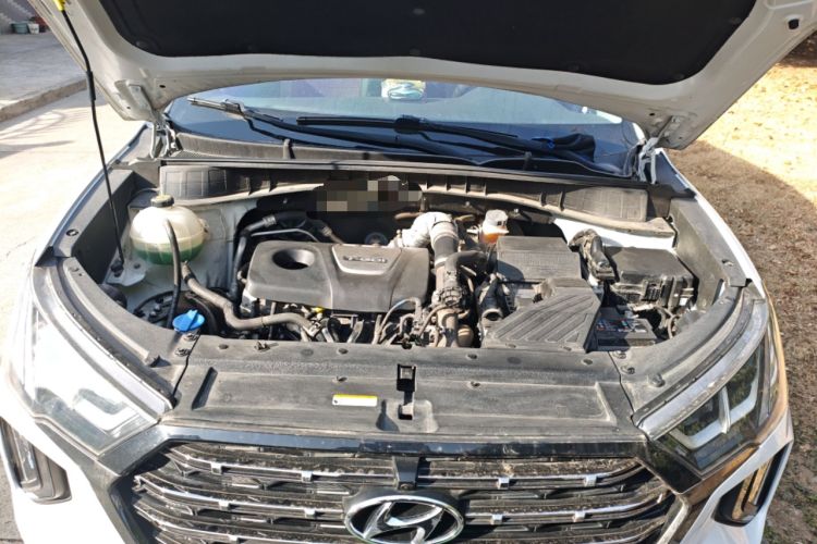 Used Hyundai Tucson 2020 280TGDi Two-Wheel-Drive GLS Smart Connectivity Version China VI Standard Engine Bay