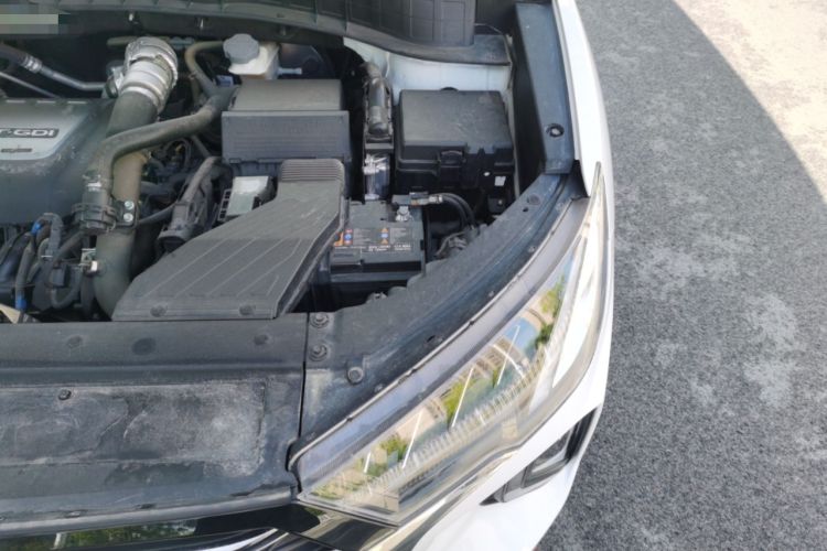 Used Hyundai Tucson 2020 280TGDi Two-Wheel-Drive GLS Fashion Edition China VI Standard Engine Bay Left