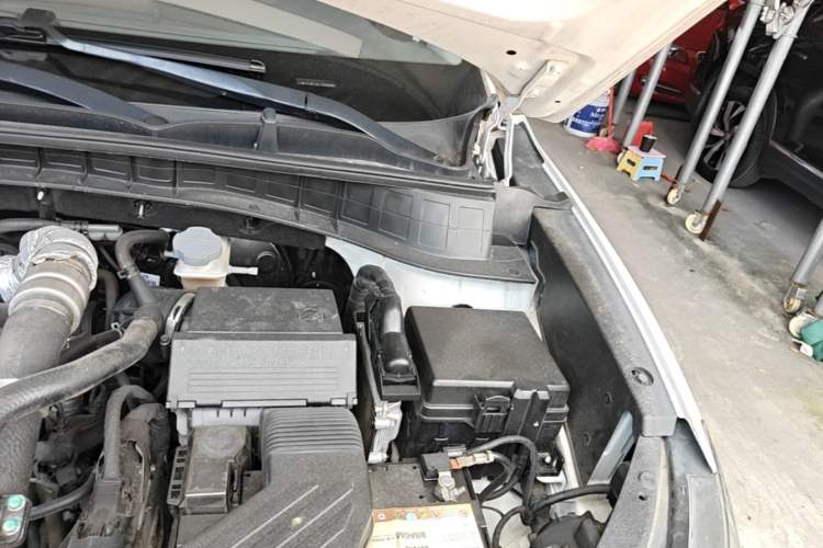 Used Hyundai Tucson 2020 280 TGDi Two-Wheel-Drive DLX Smart Enjoyment Version China VI Standard Engine Bay Left